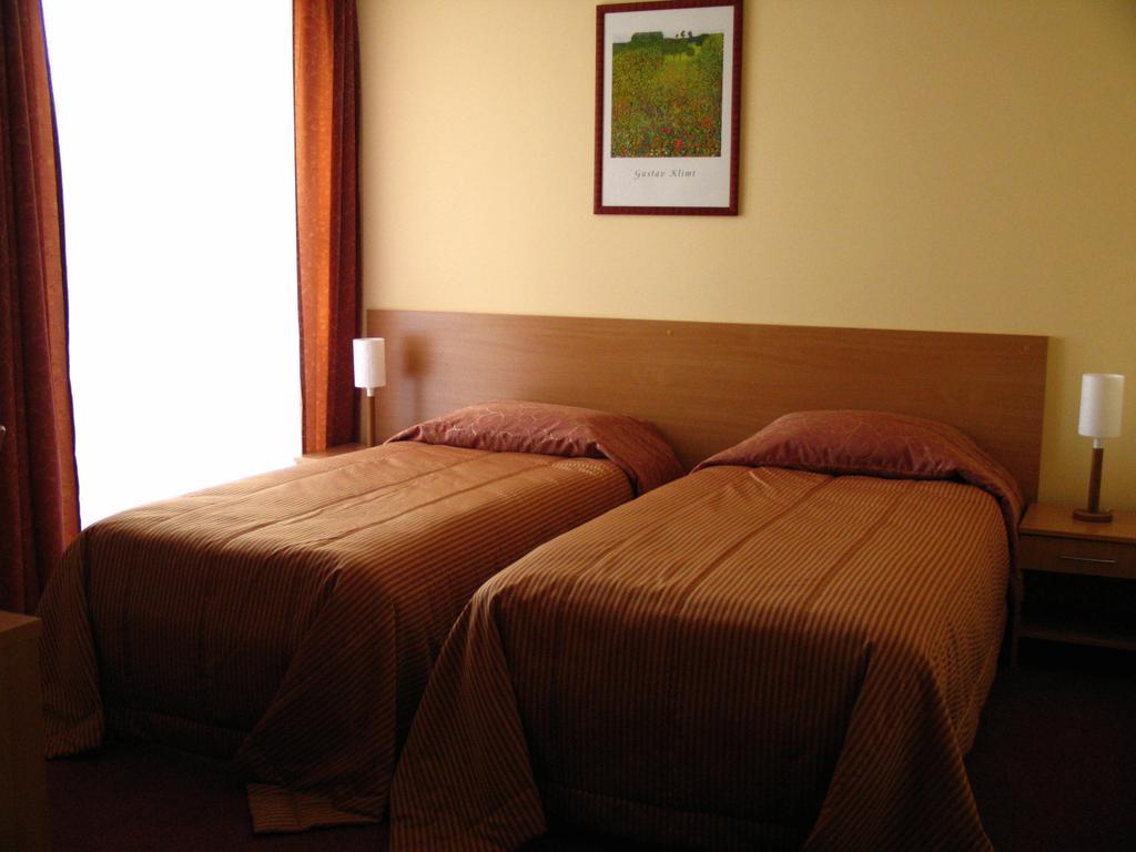 Hotel Siauliu Krasto Medziotoju Uzeiga Šiauliai Pokoj fotografie